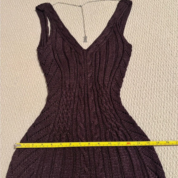 Handmade backless silk crochet dress - Picture 10 of 12